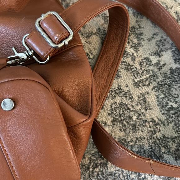 Lily Jade - Shaylee Convertible Tote - Picture 7 of 8